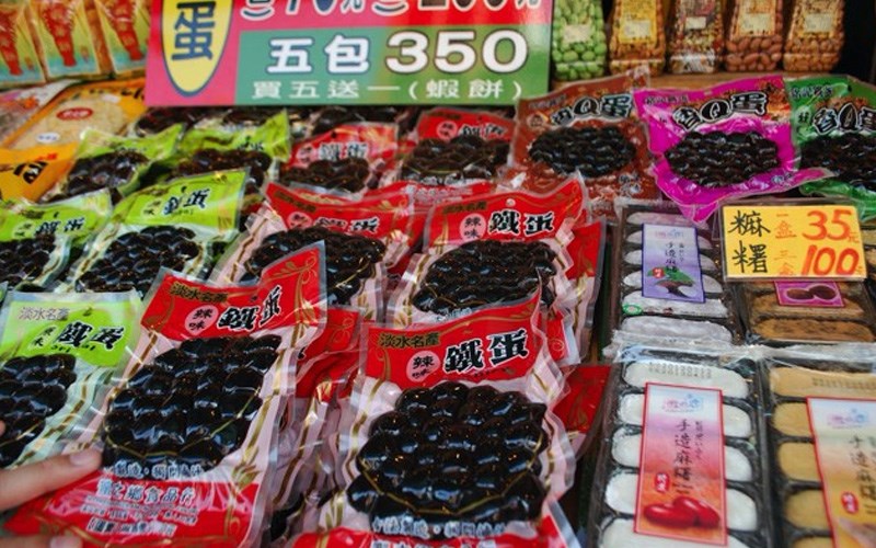 Trứng sắt được bày bán khá phổ biến tại Đài Loan